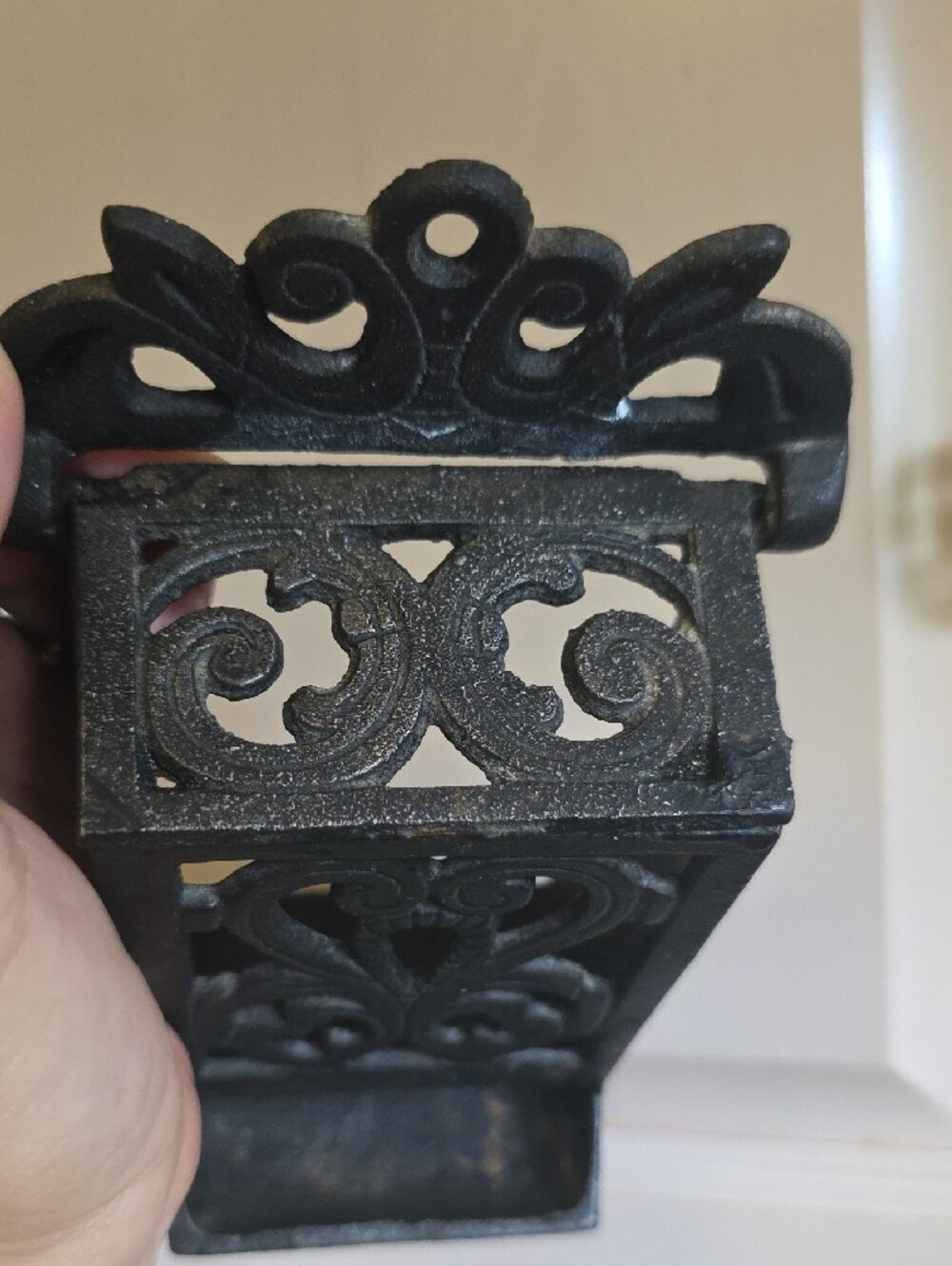Ornate Black Cast Iron Wall-Mounted Match or Key Holder - Picture 3 of 6
